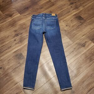 American Eagle Medium Washed Next Level Hi Rise Blue Jeans Women's Sz 4
